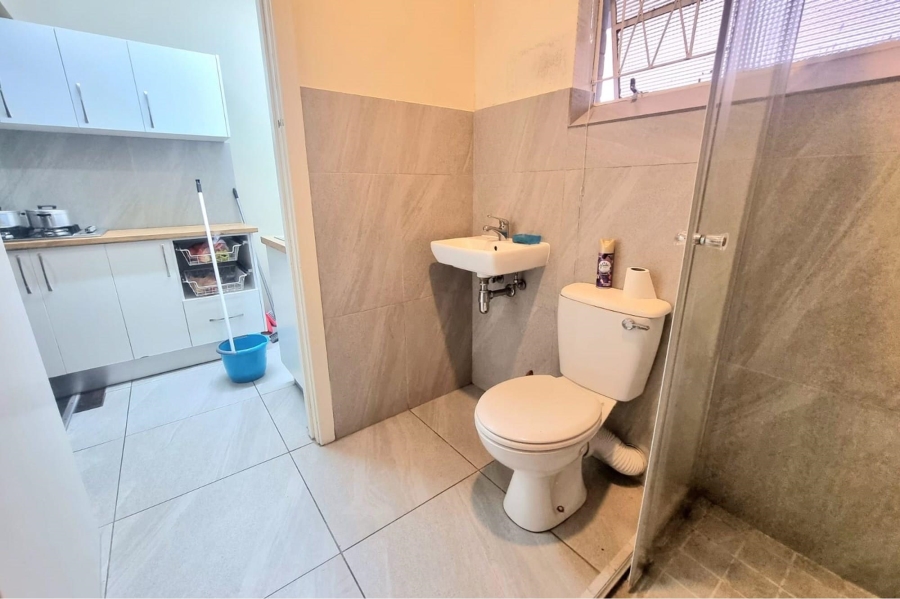 1 Bedroom Property for Sale in Quigney Eastern Cape